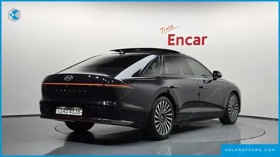 HYUNDAI GRANDEUR 2,5 GASOLINE 2WD