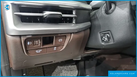 HYUNDAI GRANDEUR 2,5 GASOLINE 2WD