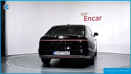 HYUNDAI GRANDEUR 2,5 GASOLINE 2WD