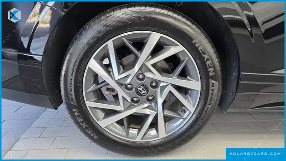 HYUNDAI GRANDEUR 2,5 GASOLINE 2WD