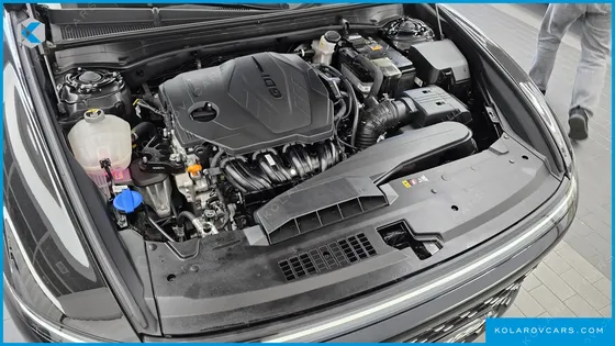 HYUNDAI GRANDEUR 2,5 GASOLINE 2WD