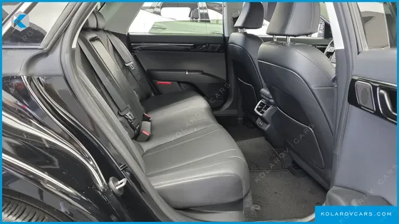 HYUNDAI GRANDEUR 2,5 GASOLINE 2WD