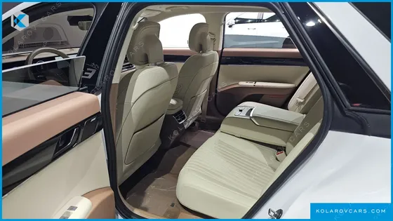 HYUNDAI GRANDEUR 2,5 GASOLINE 2WD