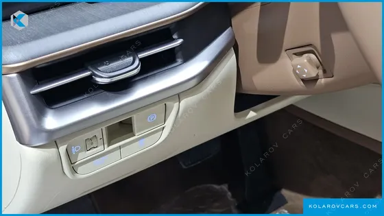 HYUNDAI GRANDEUR 2,5 GASOLINE 2WD
