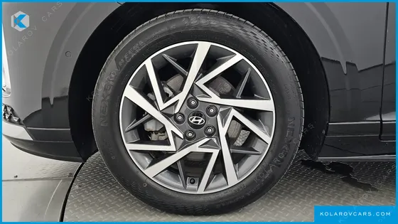 HYUNDAI GRANDEUR 2,5 GASOLINE 2WD
