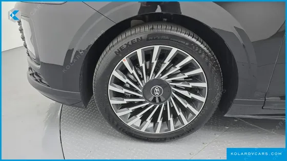 HYUNDAI GRANDEUR 2,5 GASOLINE 2WD