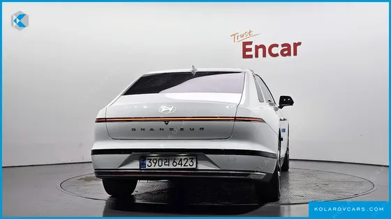 HYUNDAI GRANDEUR 2,5 GASOLINE 2WD