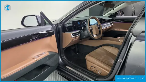 HYUNDAI GRANDEUR 2,5 GASOLINE 2WD