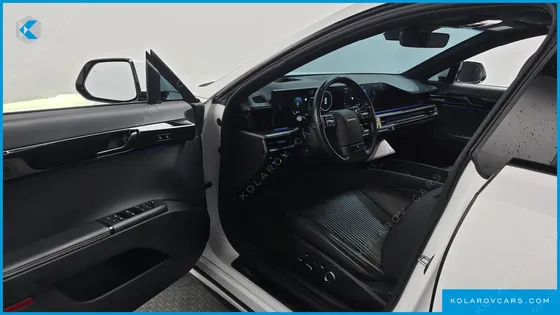 HYUNDAI GRANDEUR 3,5 GASOLINE 4WD