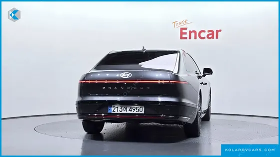 HYUNDAI GRANDEUR 2,5 GASOLINE 2WD