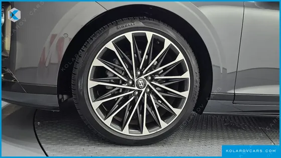 HYUNDAI GRANDEUR 2,5 GASOLINE 2WD