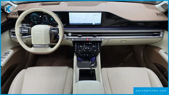 HYUNDAI GRANDEUR 2,5 GASOLINE 2WD
