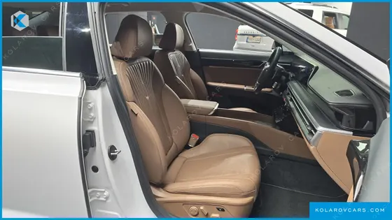 HYUNDAI GRANDEUR 2,5 GASOLINE 2WD