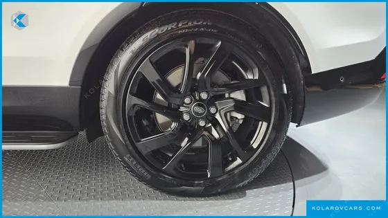 LAND ROVER DISCOVERY P360 R-DYNAMIC SE