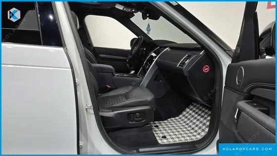 LAND ROVER DISCOVERY P360 R-DYNAMIC SE