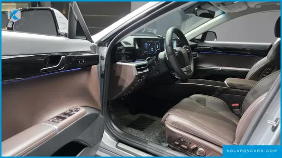 HYUNDAI GRANDEUR 2,5 GASOLINE 2WD