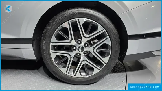 HYUNDAI GRANDEUR 2,5 GASOLINE 2WD