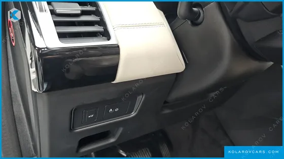 LAND ROVER DISCOVERY 3.0 SD6 HSE