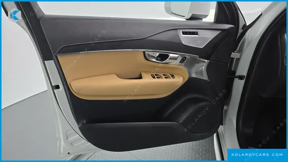 VOLVO XC90 T8 INSCRIPTION HYBIRD