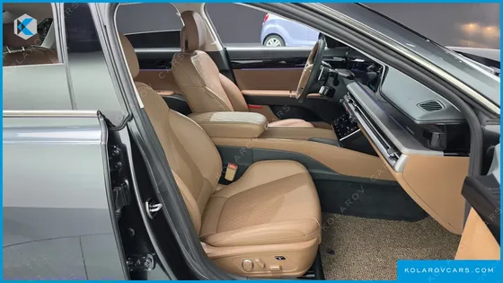 HYUNDAI GRANDEUR 2,5 GASOLINE 2WD