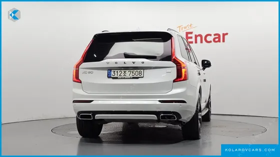 VOLVO XC90 T8 R-DESIGN HYBRID