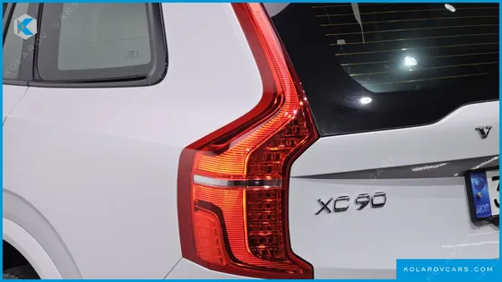 VOLVO XC90 T8 R-DESIGN HYBRID