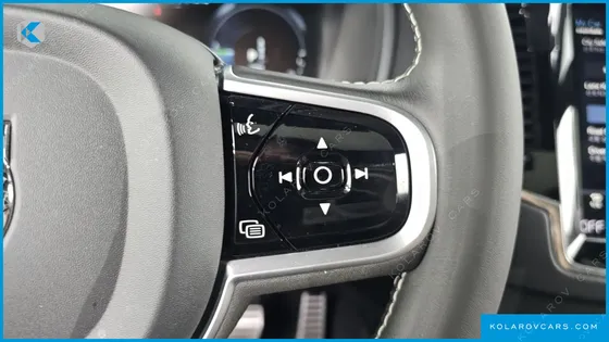 VOLVO XC90 T8 R-DESIGN HYBRID