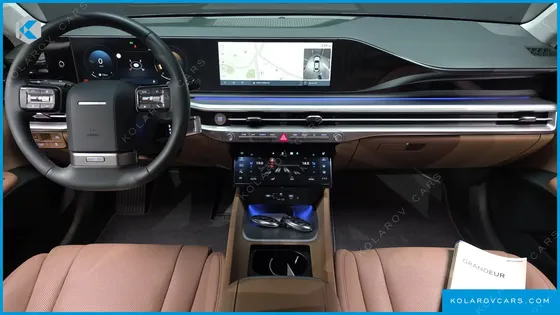 HYUNDAI GRANDEUR 2,5 GASOLINE 2WD