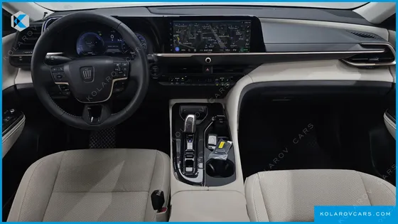 TOYOTA CROWN 2.5 4WD HYBRID