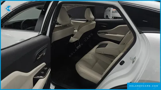 TOYOTA CROWN 2.5 4WD HYBRID