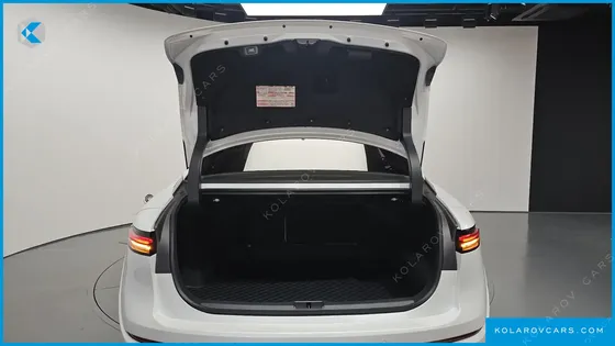 TOYOTA CROWN 2.5 4WD HYBRID