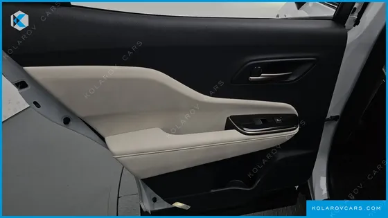 TOYOTA CROWN 2.5 4WD HYBRID