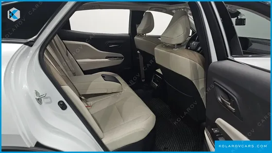TOYOTA CROWN 2.5 4WD HYBRID