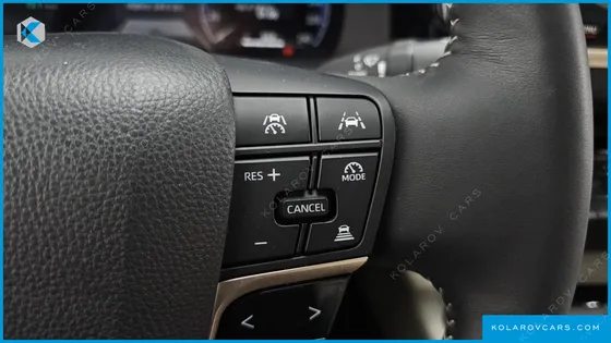 TOYOTA CROWN 2.5 4WD HYBRID