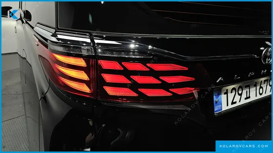 TOYOTA ALPHARD 2.5 HEV EXECUTIVE AWD