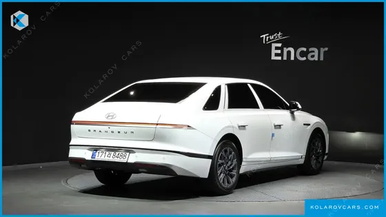 HYUNDAI GRANDEUR 2.5 GASOLINE  2WD