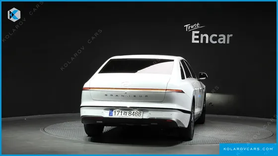 HYUNDAI GRANDEUR 2.5 GASOLINE  2WD