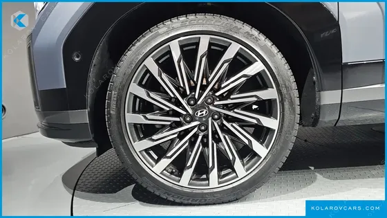 HYUNDAI SANTA FE GASOLINE 2.5T 4WD