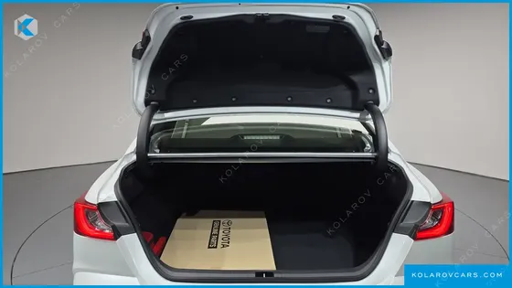TOYOTA CAMRY 2.5 XLE PREMIUM HYBRID