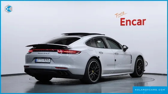 PORSCHE PANAMERA 4.0 TURBO