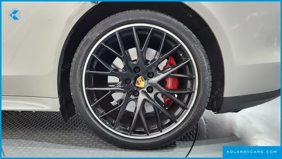 PORSCHE PANAMERA 4.0 TURBO