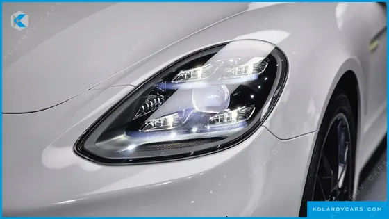 PORSCHE PANAMERA 2.9 AWD E-HYBRID PLATINUM EDITION
