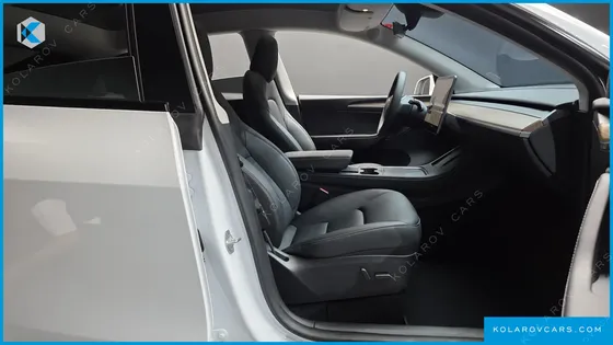 TESLA MODEL Y RWD