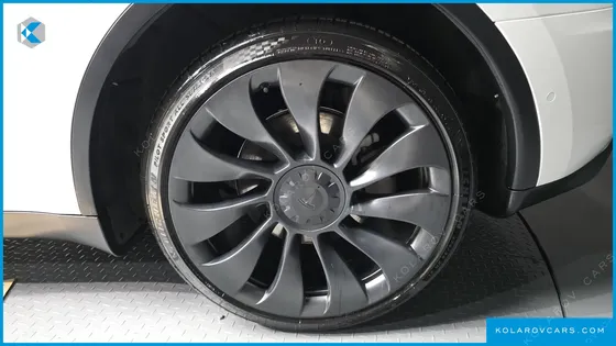 TESLA MODEL Y PERFORMANCE AWD