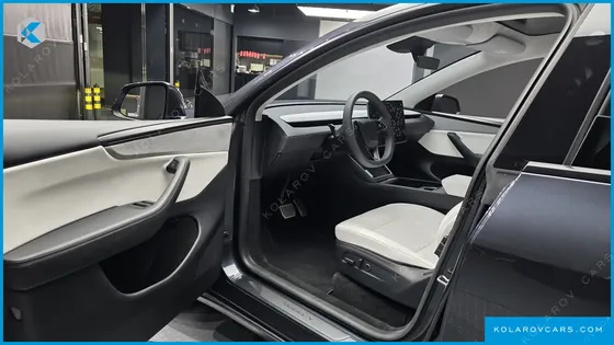 TESLA MODEL Y RWD