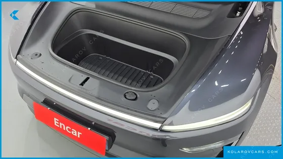 TESLA MODEL Y L LONG RANGE AWD