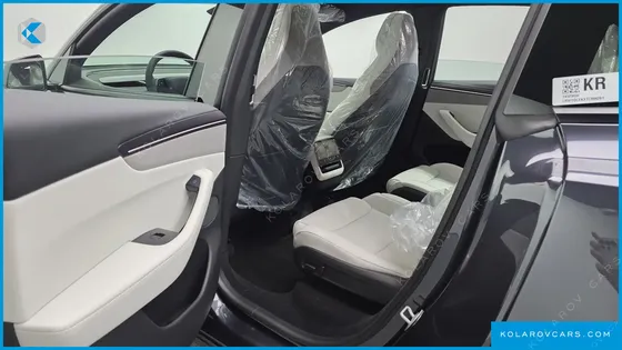 TESLA MODEL Y L LONG RANGE AWD