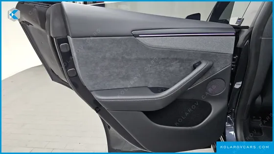 TESLA MODEL Y PREMIUM LONG RANGE AWD