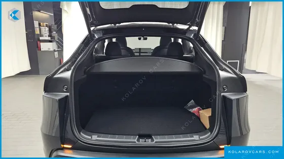 TESLA MODEL Y PREMIUM LONG RANGE AWD