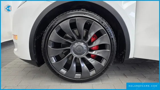 TESLA MODEL Y PERFORMANCE AWD